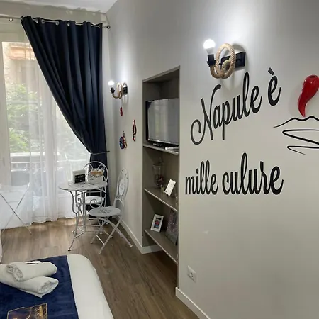 Santa Rosa House נאפולי