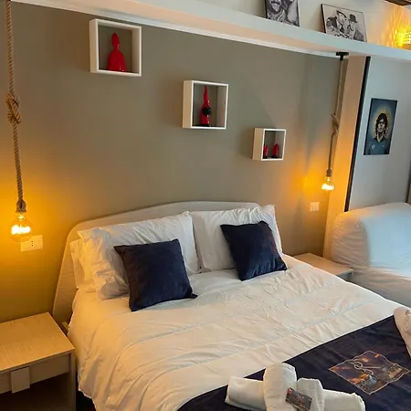 Santa Rosa House Naples